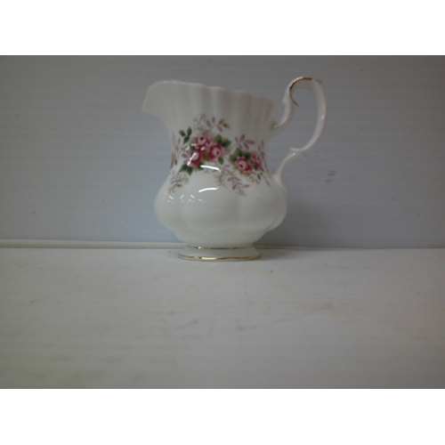 265 - Royal Albert - Lavender Rose - small cream jug - 11cmH