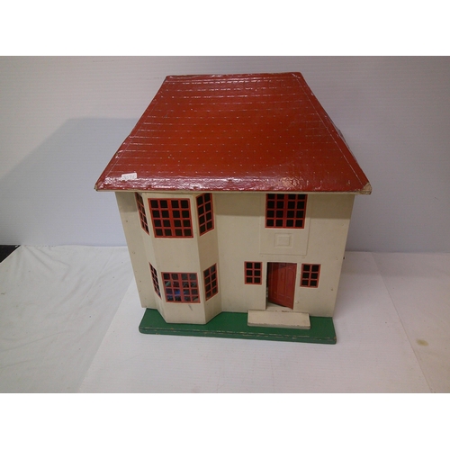 276 - A dolls house - 43cmW x 50cmH