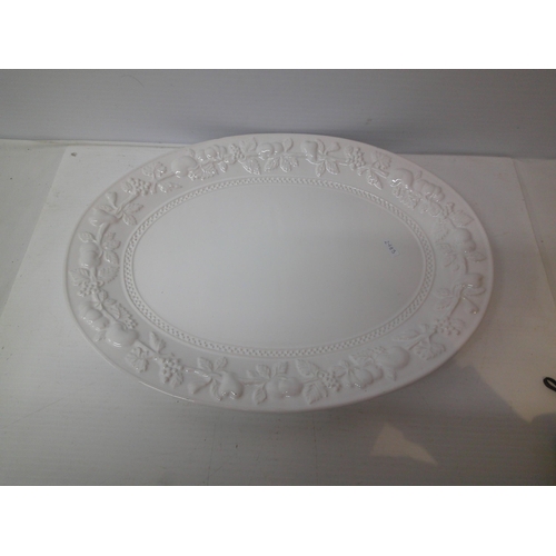 323 - A large white china platter 48cmW