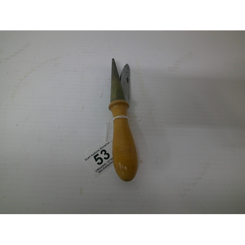 53 - A vintage pen knife - 17cm