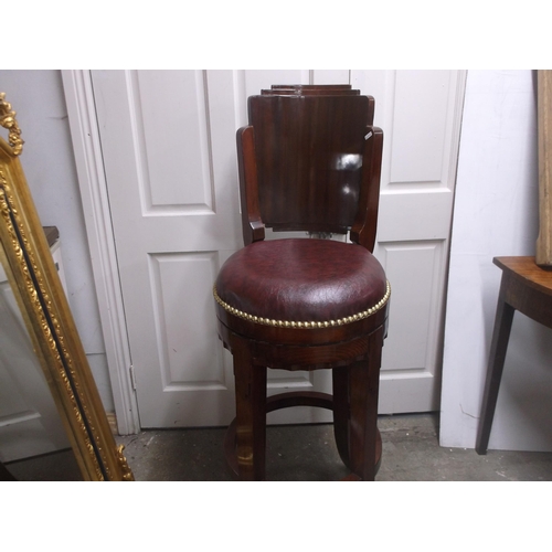 416 - A tall art-deco revolving seat chair