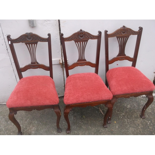 423 - A set of three Edwardian dining chairs