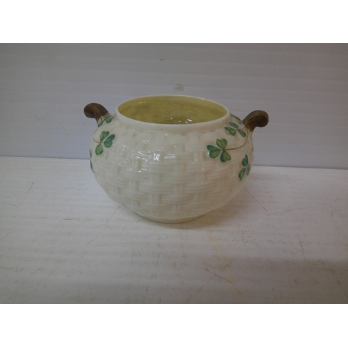 306 - A Belleek 3rd period shamrock pattern pot - 5.5cmH