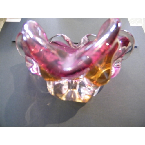 236 - A Chribska glass bowl by Joseph Hospodka – 19cmD