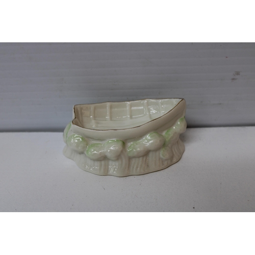 415 - A Belleek boat 11cmw X 5cmh gold mark