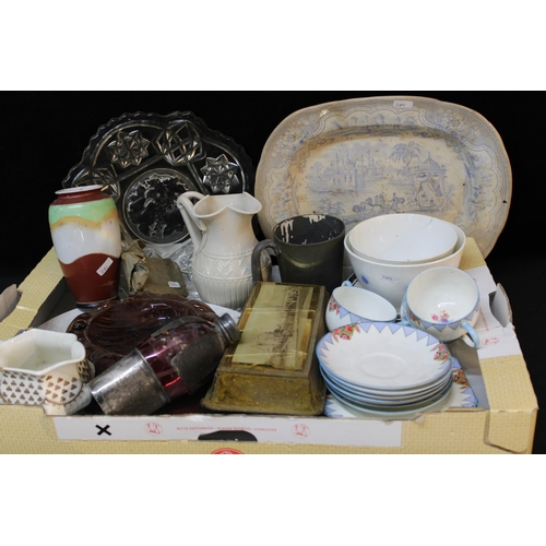 33 - A large assorted lot