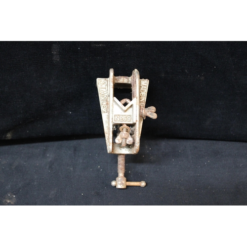 3 - A Stanley No.59  table vice 15cm