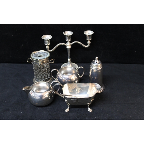 301 - A quantity of good quality silver plate