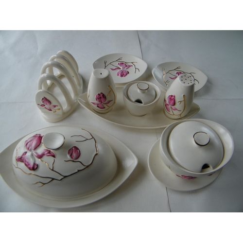 323 - Six Carlton Ware items - 'Magnolia' pattern