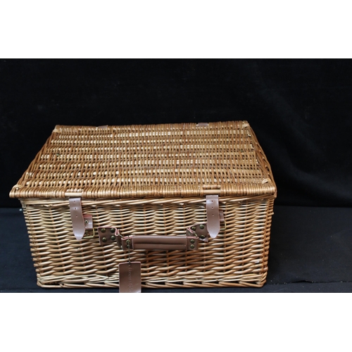 343 - A picnic basket - 53cm x 42.5cm x 24.5cm