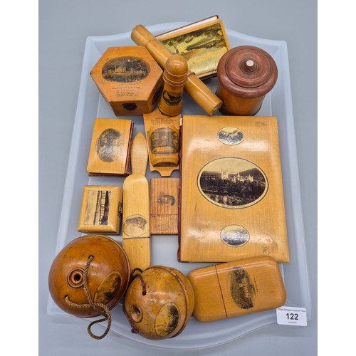 122 - Tray of various Mauchline ware; Balmoral Castle blotter, Sewing thread bobbins, Interior of Burns co... 