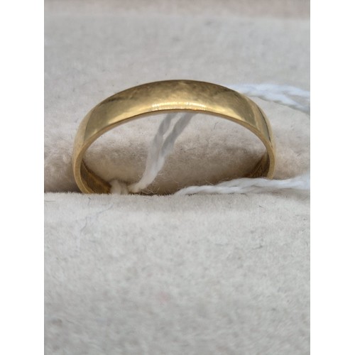 63 - 22ct yellow gold wedding band ring. [Ring size N] [2.24Grams]