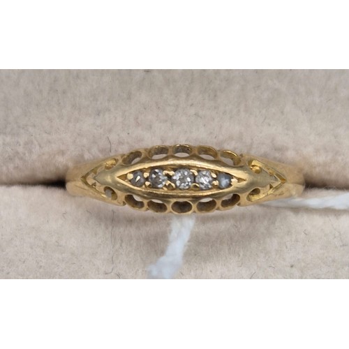 211 - 18ct yellow gold and diamond stone ring. [Ring size P] [2.31Grams]