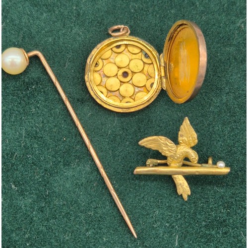 14 - Three antique pieces of jewellery; 9ct gold bird design brooch, 9ct pink gold and single pearl pin a... 