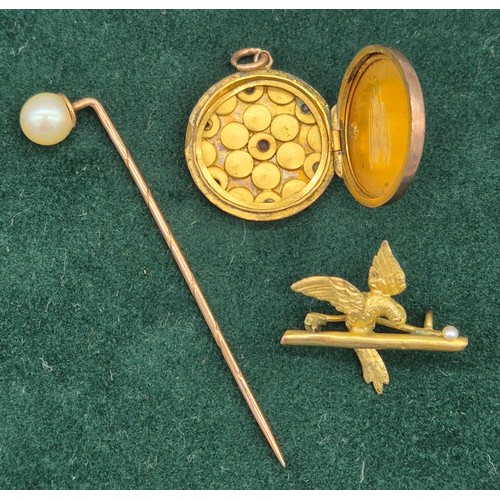 14 - Three antique pieces of jewellery; 9ct gold bird design brooch, 9ct pink gold and single pearl pin a... 