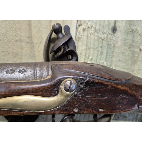 184 - 19th century military flint lock rifle. Stamped with crown GR. & TOWER. Mahogany body, steel barrel ... 