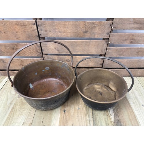 208 - Four Antique/ vintage brass, copper and steel handle jelly pans.