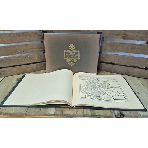 388 - Atlas of Scotland Herman Moll published by Heritage Press. 1725-1980. Limited edition 61/500. Signed... 