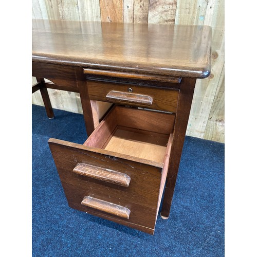 333 - Vintage Abbess oak knee writing desk. Pull out stationary section, small single drawer and large fil... 