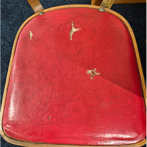 316 - Mid century Red Formica top kitchen table, four chairs and two stools. [Table- 78x121x91cm]