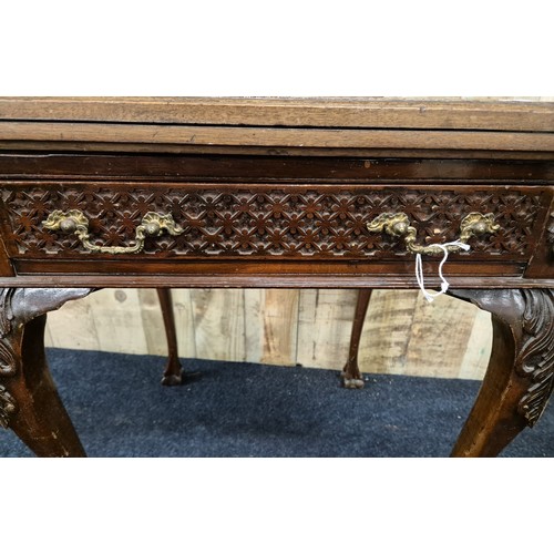 307 - Antique Edwardian mahogany envelope card table, Raised on claw and ball feet. [74x57x57cm- not folde... 