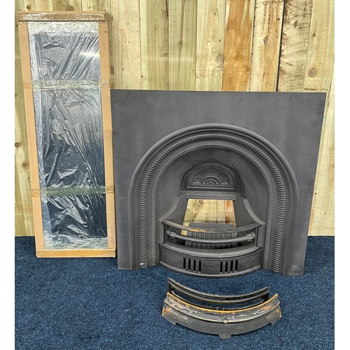 467 - Antique style cast iron fire place, comes with fitments and marble hearth- still in wrapper. [Fire s... 