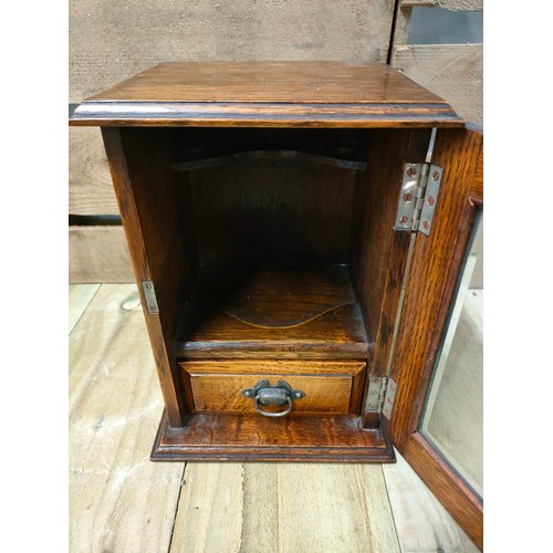 tobacco cabinet Antique oak tobacco pipe cabinet. [26x18x17cm]