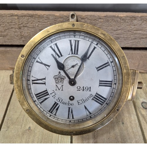 67 - WWI German Kriegsmarine Navy brass bulk head clock 