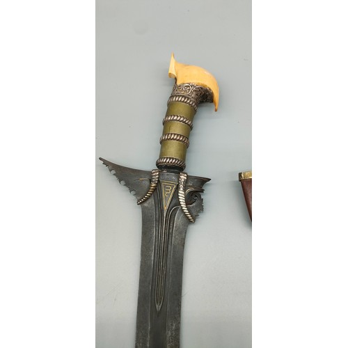 48 - Extremely Fine 19th century Philippine Sulu Moro KRIS Sword. Bone, silver and metal work handle, Sil... 