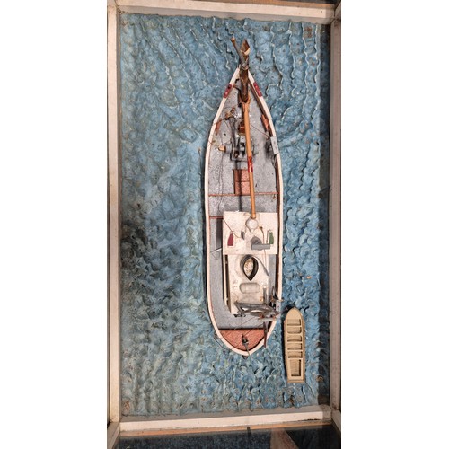 183 - Vintage model boat diorama in a fitted display case [30x59x34.5cm]