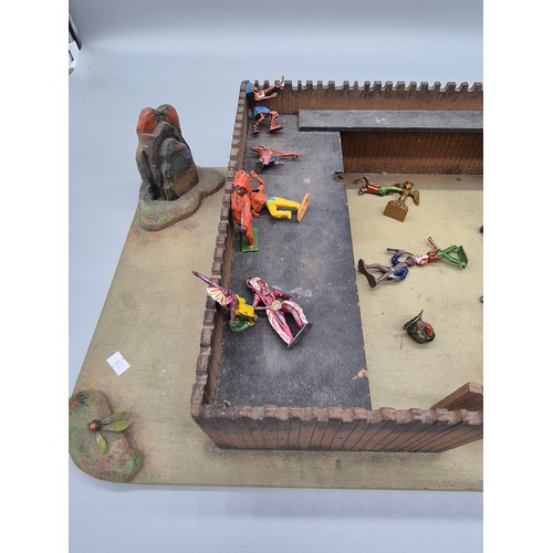 192 - Vintage cow boy and Native Indian fort, lead and plastic figures.