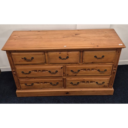 157 - Farm house style pine multi drawer chest of drawers [87x140x43cm]