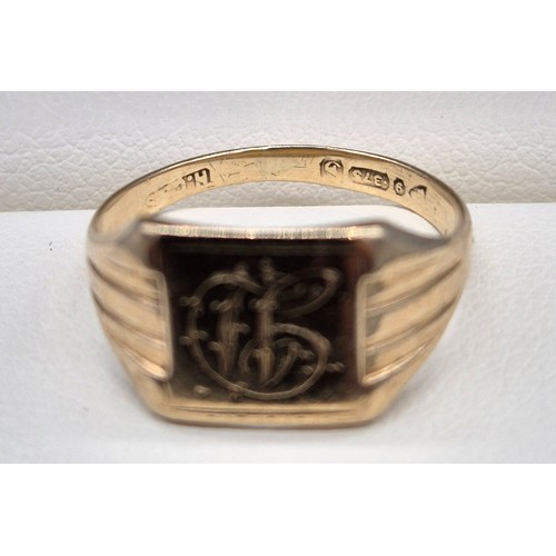 4 - 9ct yellow gold Signet Ring. Engraved with initial 