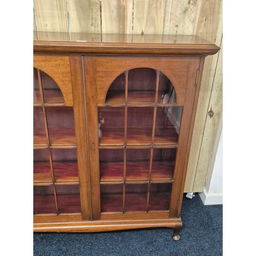 388 - 1940/50 mahogany China display cabinet [114x112x30.5cm]