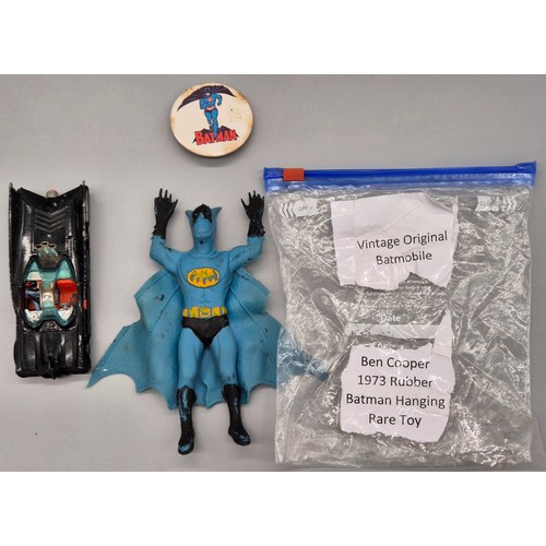 363 - A collection of original batman item & superman annual with batman and superboy; vintage batman figu... 