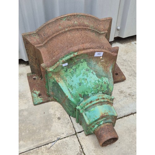 394 - Large Victorian cast iron Hopper [50x49x31cm]