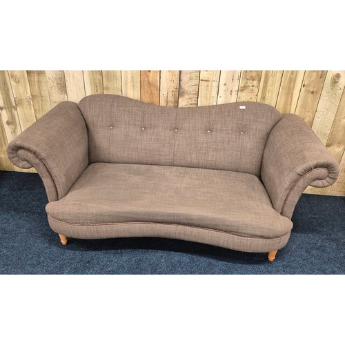 298 - Chesterfield style low back three seat Sofa. [84x200x90cm]