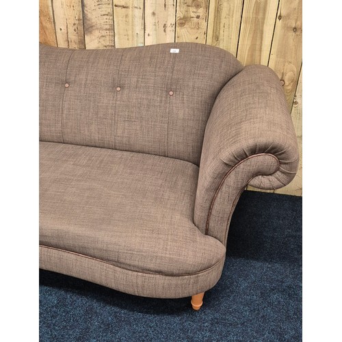 298 - Chesterfield style low back three seat Sofa. [84x200x90cm]