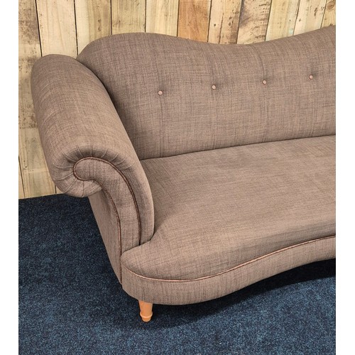 298 - Chesterfield style low back three seat Sofa. [84x200x90cm]