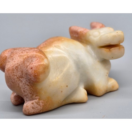 40 - Chinese hand carved hardstone sculpture of a dragon dog. [4.5x9x5cm]