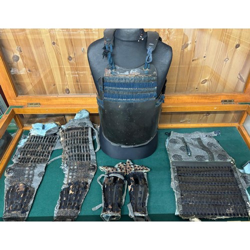 90 - Antique Japanese Samurai part armour set; Chest and back plate [Do], arm and hand guards [Sode/ Kode... 