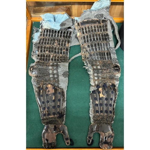 90 - Antique Japanese Samurai part armour set; Chest and back plate [Do], arm and hand guards [Sode/ Kode... 