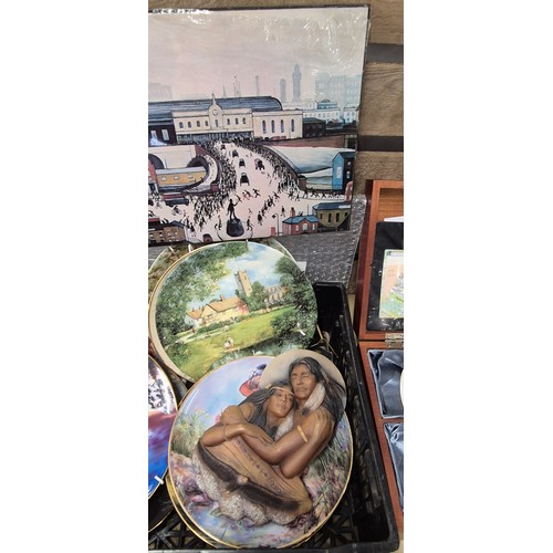 429 - A selections of collectables;  Indian scene collectors plates, Indian wall plaque, Royalty commemora... 