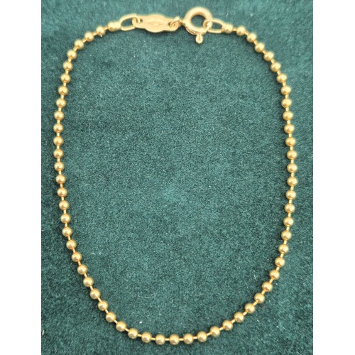 48 - 18ct yellow gold bracelet. [19cm length] [3.23grams]