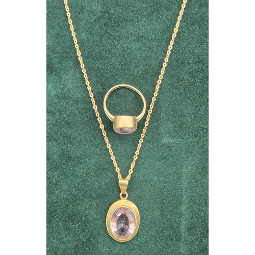 74 - 9ct yellow gold necklace together with a 9ct yellow gold and amethyst gem stone pendant. 9ct yellow ... 