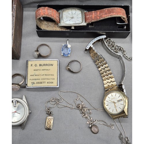 78 - A Selection of collectables; Seiko SQ Quartz, various coins, Silver Chinese coffee spoon, Silver rin... 