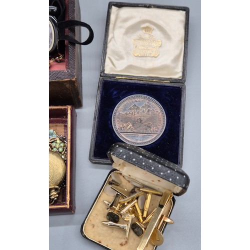 60 - Antique jewellery box containing mixed antique and vintage jewellery; Zodiac gent's wristwatch, Gold... 