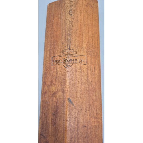 258 - Gray Nicolls limited Roberts Bridge Sussex Cricket bat [85cm in length]