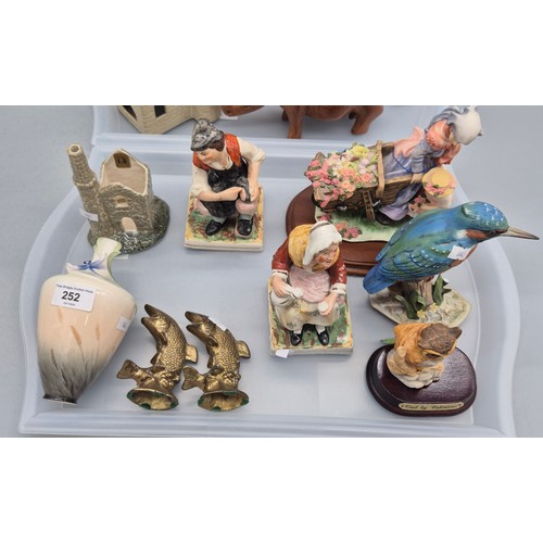 252 - Two trays of collectables; Franz Porcelain vase, Treen carved figures & dish, Pair of 19th century S... 