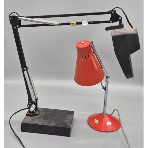 262 - Luxo 1970s magnifying lamp together with Mid century Pifco style Anglepoise table lamp [98cm full he... 